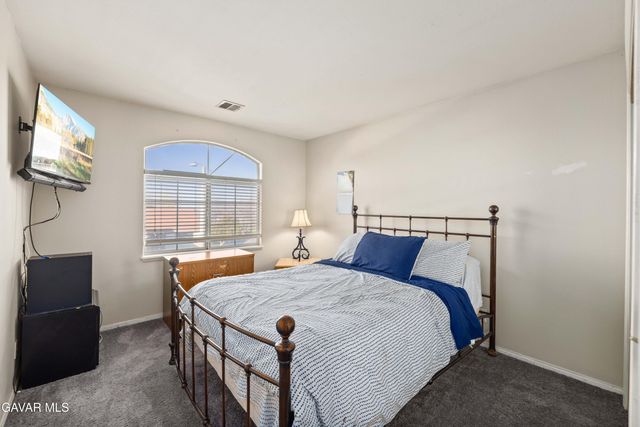 5704 Bulford Place, Quartz Hill, CA 93536