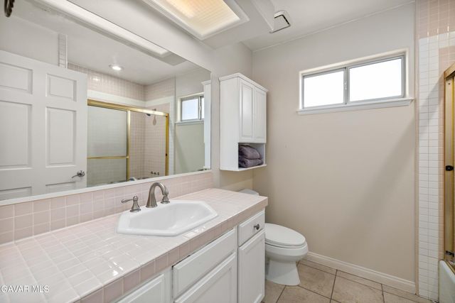 5704 Bulford Place, Quartz Hill, CA 93536