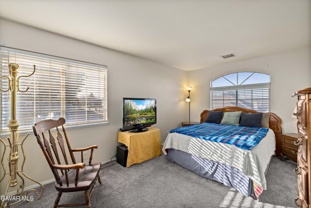 5704 Bulford Place, Quartz Hill, CA 93536