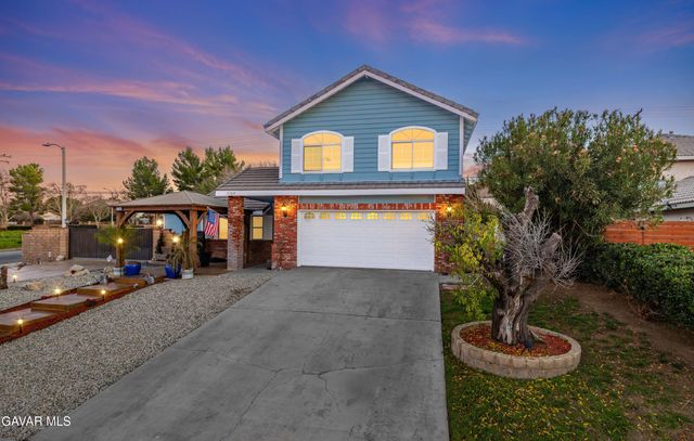 5704 Bulford Place, Quartz Hill, CA 93536