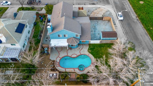 5704 Bulford Place, Quartz Hill, CA 93536