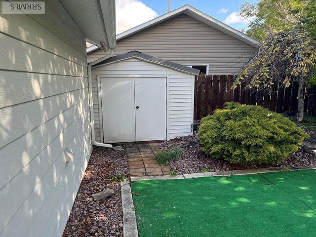 375 Fanning Avenue, Idaho Falls, ID 83401