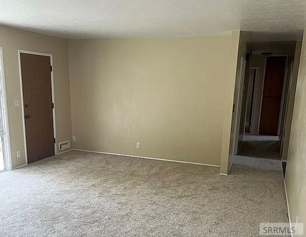 375 Fanning Avenue, Idaho Falls, ID 83401