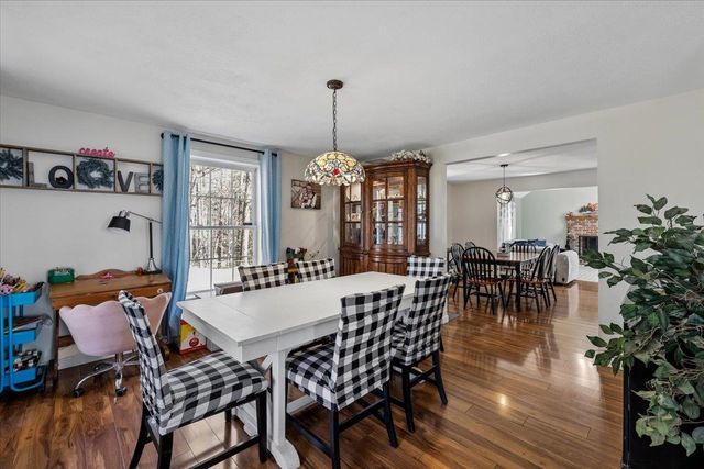 5 Whitetail Lane, Chester, NH 03036