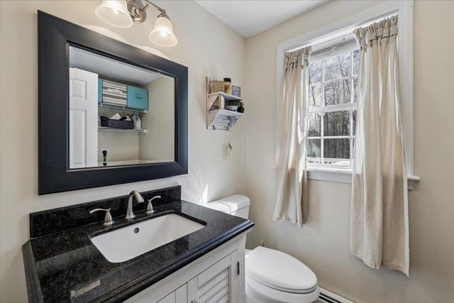 5 Whitetail Lane, Chester, NH 03036