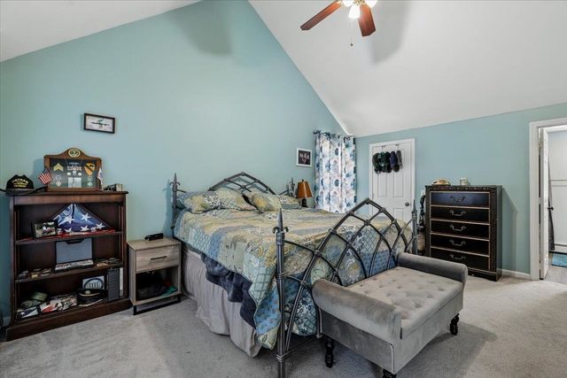5 Whitetail Lane, Chester, NH 03036