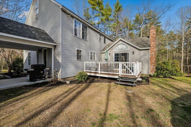 5 Whitetail Lane, Chester, NH 03036
