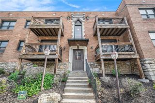 1104 W 46th Street 2, Kansas City, MO 64111