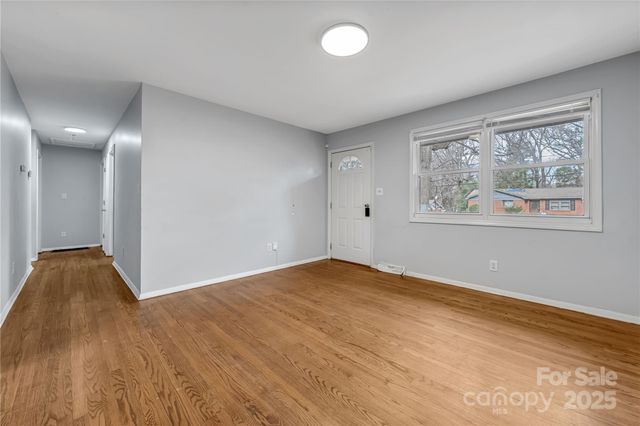 235 Edgegreen Drive, Charlotte, NC 28217