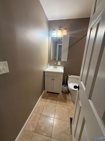 4036 NW Knollbrook Drive, Huntsville, AL 35810