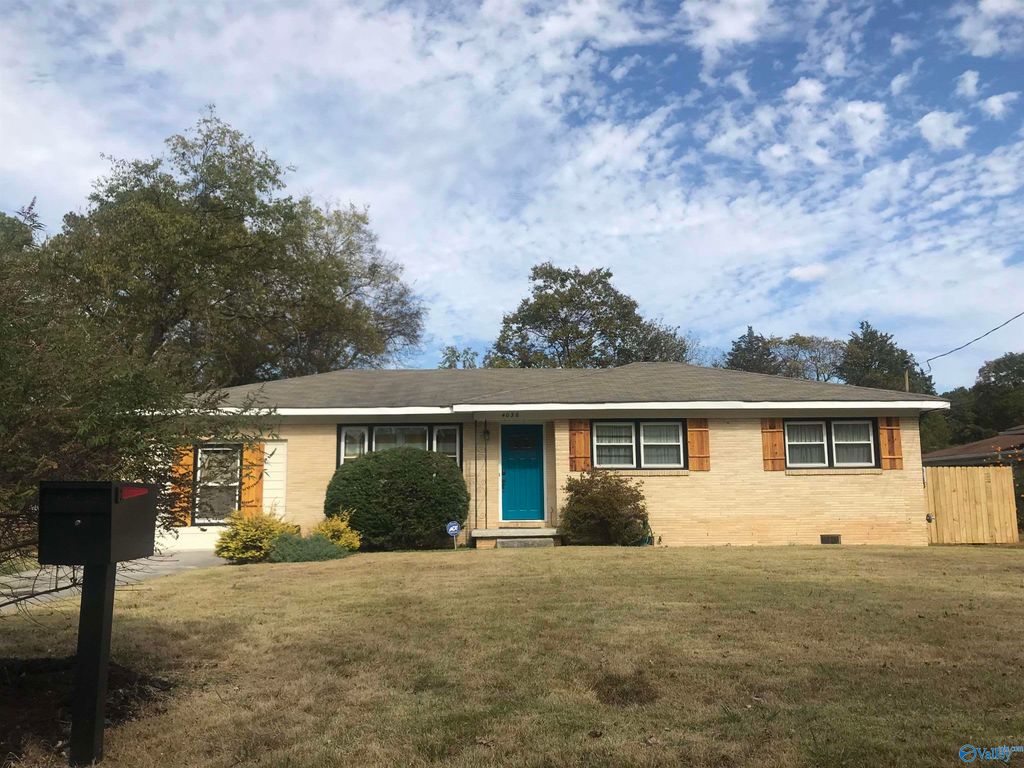 4036 NW Knollbrook Drive, Huntsville, AL 35810