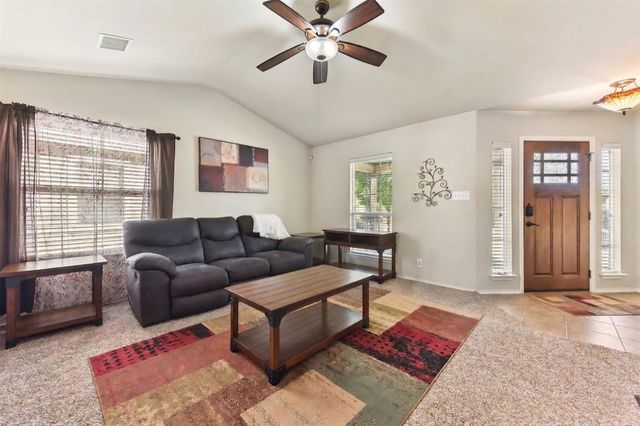 736 Gabriel Mills DR, Round Rock, TX 78664