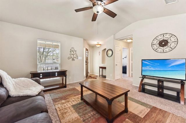 736 Gabriel Mills DR, Round Rock, TX 78664