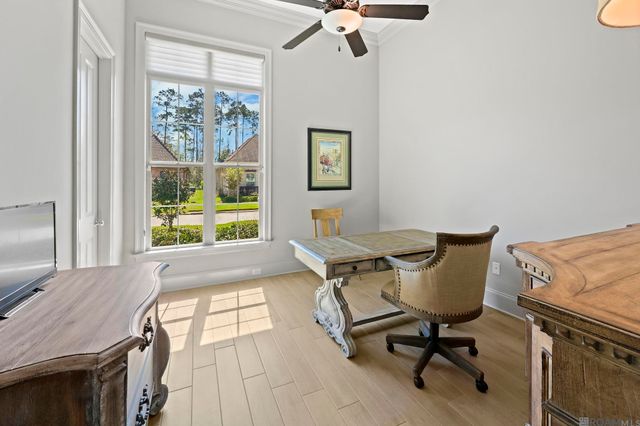 116 Natchez Ct, Covington, LA 70433