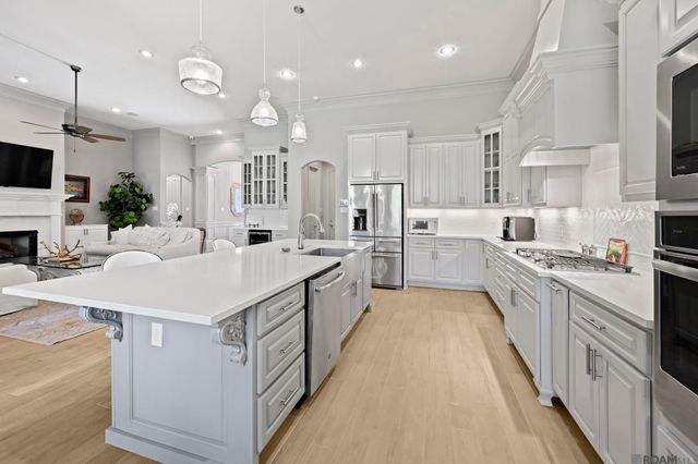 116 Natchez Ct, Covington, LA 70433