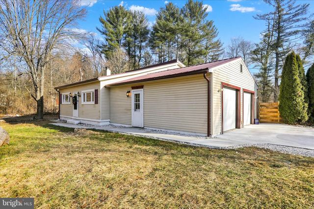 9 LAKE SHORE DR, Mohnton, PA 19540