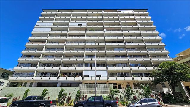 445 Kaiolu Street 104, Honolulu, HI 96815