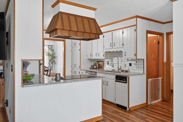 2584 Ditty Rd, Cookeville, TN 38506