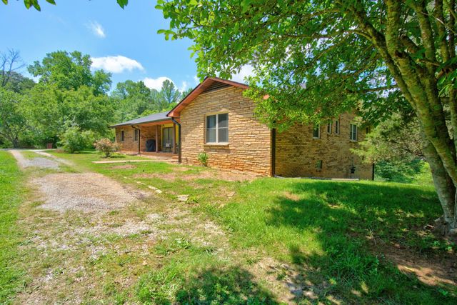 2584 Ditty Rd, Cookeville, TN 38506