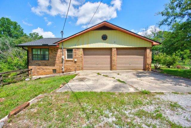 2584 Ditty Rd, Cookeville, TN 38506
