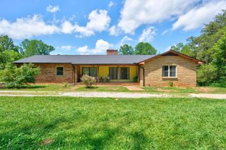 2584 Ditty Rd, Cookeville, TN 38506