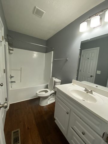 1043 Sitting Bull Xing, Murfreesboro, TN 37128