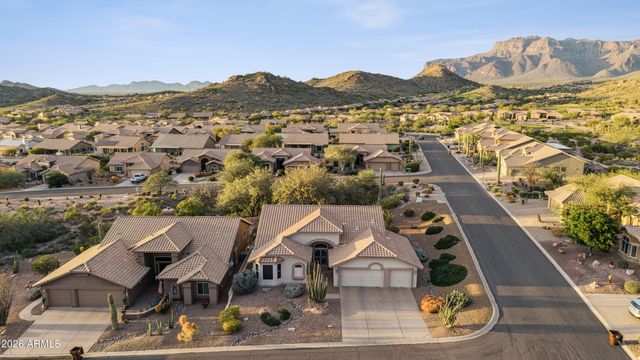 8932 E SALIX Circle, Gold Canyon, AZ 85118