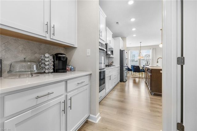 1892 Bancroft RD, Chesapeake, VA 23320