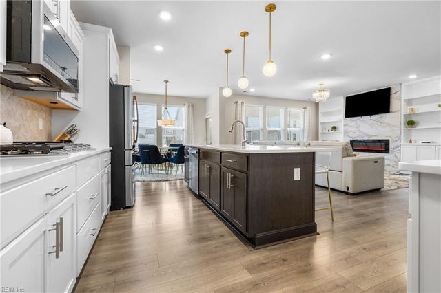 1892 Bancroft RD, Chesapeake, VA 23320