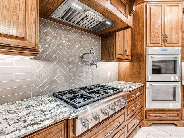 9448 Lake Way Run, Jones, OK 73049