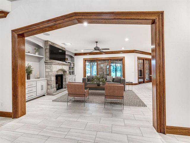 9448 Lake Way Run, Jones, OK 73049