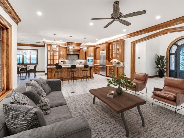 9448 Lake Way Run, Jones, OK 73049