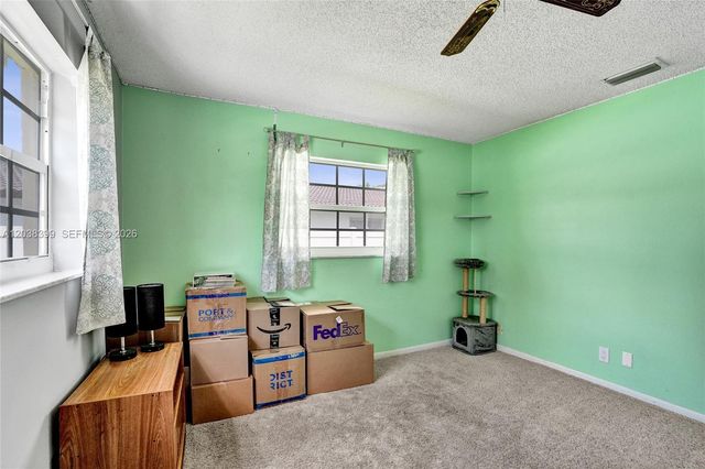 8529 NW 20th Ct, Coral Springs, FL 33071