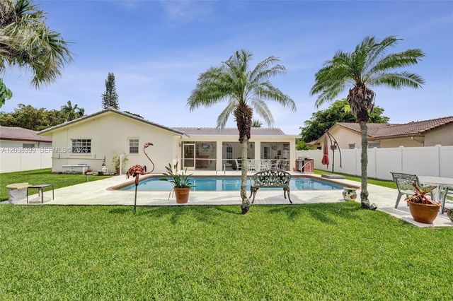 8529 NW 20th Ct, Coral Springs, FL 33071