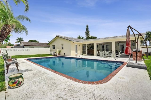 8529 NW 20th Ct, Coral Springs, FL 33071