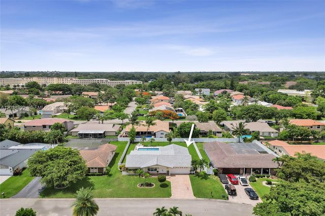 8529 NW 20th Ct, Coral Springs, FL 33071