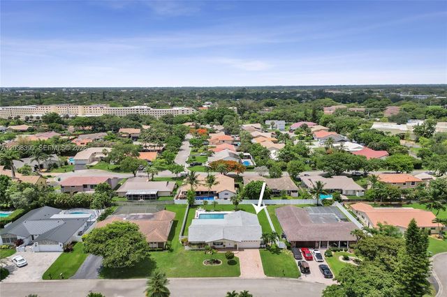 8529 NW 20th Ct, Coral Springs, FL 33071
