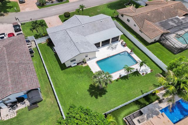 8529 NW 20th Ct, Coral Springs, FL 33071