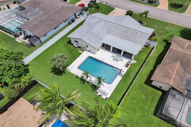 8529 NW 20th Ct, Coral Springs, FL 33071