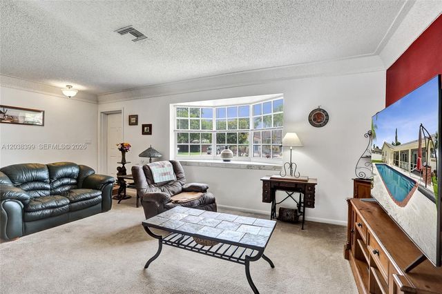 8529 NW 20th Ct, Coral Springs, FL 33071