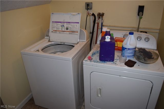 3595 & 3597 W 36th Street, Shadyside, OH 43947