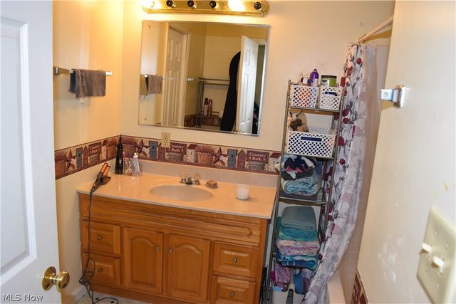 3595 & 3597 W 36th Street, Shadyside, OH 43947