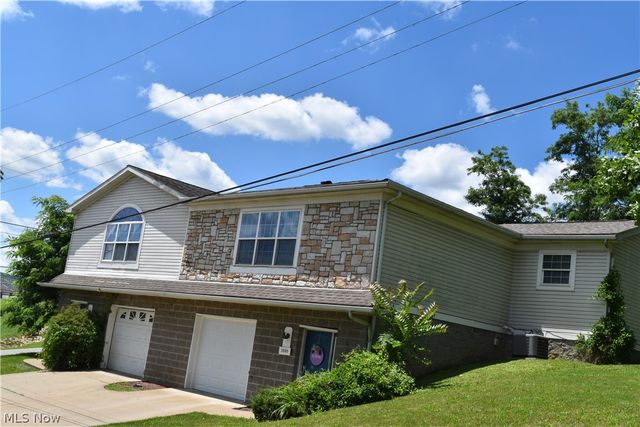3595 & 3597 W 36th Street, Shadyside, OH 43947
