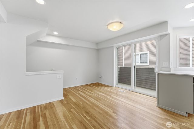 11732 Greenwood Avenue N, Seattle, WA 98133