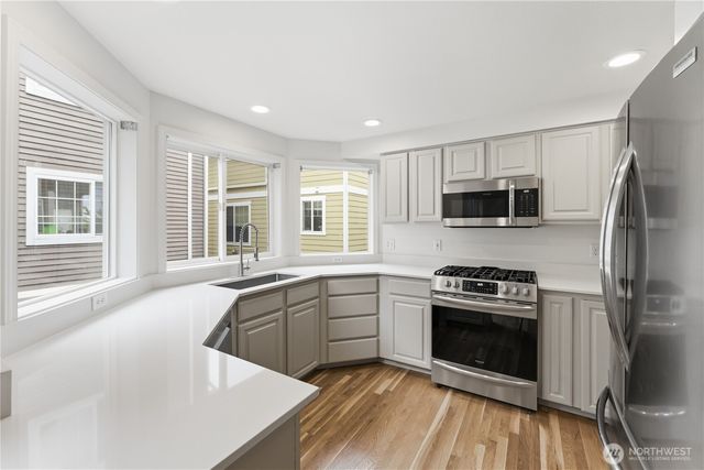 11732 Greenwood Avenue N, Seattle, WA 98133