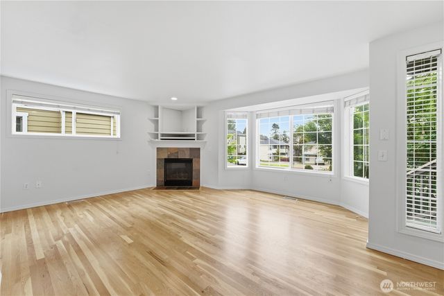 11732 Greenwood Avenue N, Seattle, WA 98133