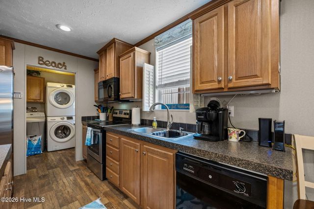 1285 Highway 101, Beaufort, NC 28516