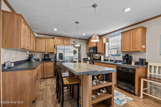 1285 Highway 101, Beaufort, NC 28516