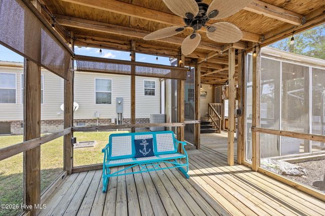 1285 Highway 101, Beaufort, NC 28516