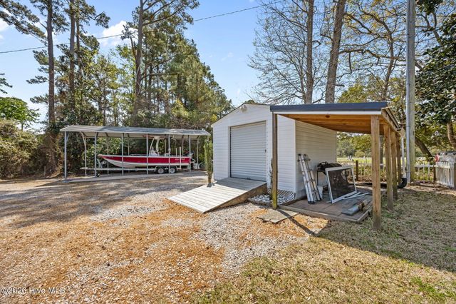 1285 Highway 101, Beaufort, NC 28516